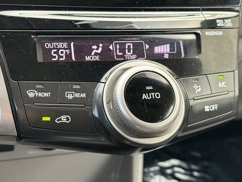 Used 2015 Toyota Prius V Three image 20