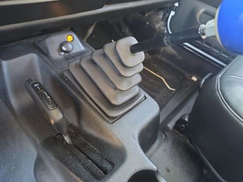 Used 2000 Jeep Wrangler SE image 22