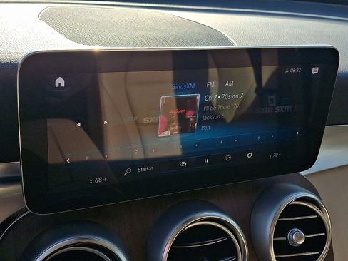 Certified 2022 Mercedes-Benz GLC 300 4MATIC image 16