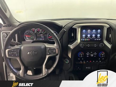 Used 2021 Chevrolet Silverado 1500 LT Trail Boss w/ Convenience Package II AWD/4WD image 15