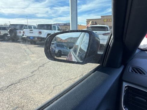 Used 2021 Jeep Cherokee Latitude Lux 80th Anniv w/ Quick Order Package 26U 80TH image 19