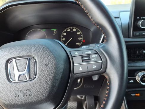 Used 2025 Honda CR-V Sport image 10