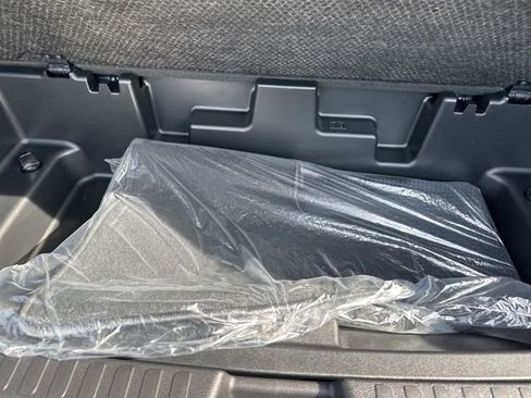 New 2026 Chevrolet Traverse LT w/ Midnight/Sport Edition image 53