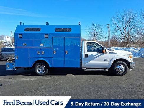 Used 2015 Ford F350 XLT w/ XLT Interior Package image 13