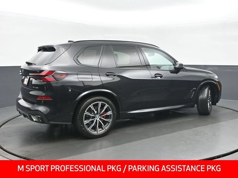 Used 2024 BMW X5 xDrive40i w/ M Sport Package AWD/4WD image 3