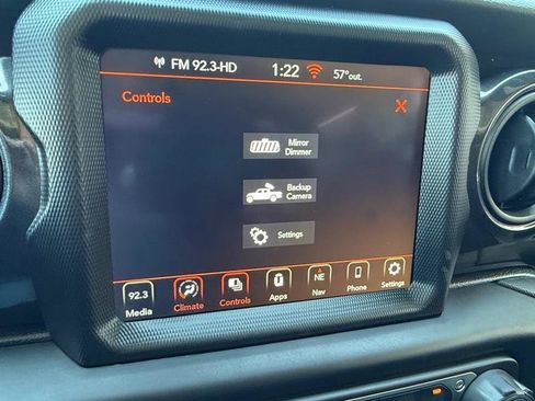 Used 2022 Jeep Gladiator Sport AWD/4WD image 20