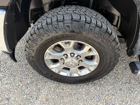 Used 2019 RAM 2500 Laramie AWD/4WD image 33