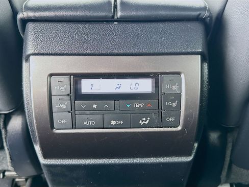 Used 2022 Lexus GX 460 w/ Black Line Special Edition AWD/4WD image 17