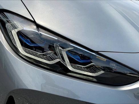 Used 2023 BMW M4 Coupe w/ Executive Package RWD image 31