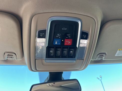 Used 2020 RAM 1500 Laramie image 24