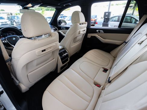 Used 2019 BMW X5 xDrive40i image 28