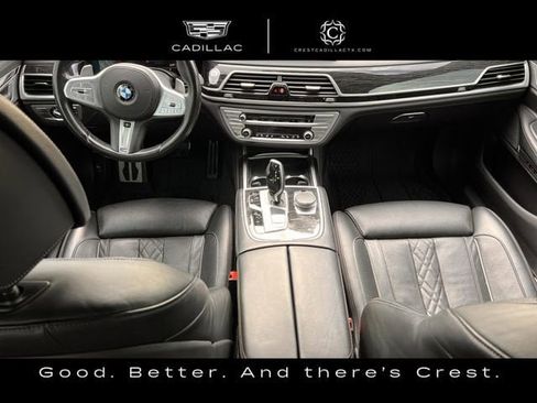 Used 2020 BMW 740i w/ M Sport Package RWD image 10