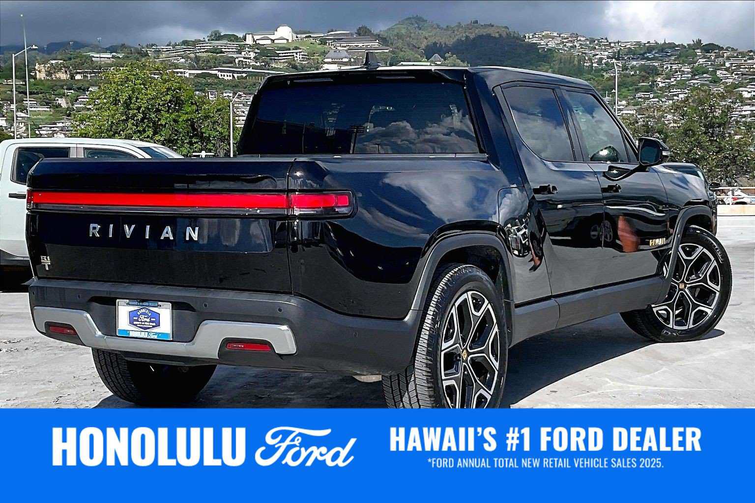 Used 2022 Rivian R1T Launch Edition AWD/4WD image 22