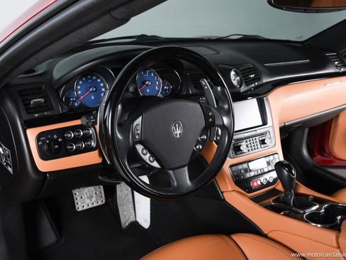 Used 2014 Maserati GranTurismo MC RWD image 21