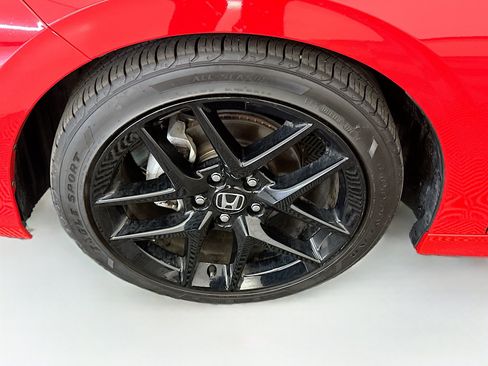 Used 2025 Honda Civic Sport image 11