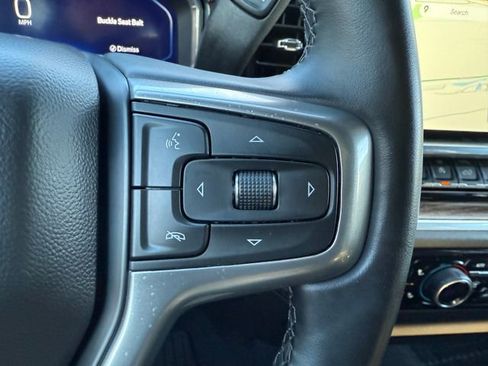 Used 2025 Chevrolet Silverado 1500 LT image 17