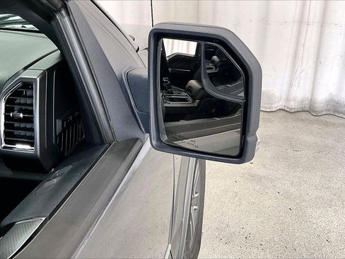Used 2016 Ford F150 XLT w/ Equipment Group 302A Luxury AWD/4WD image 11