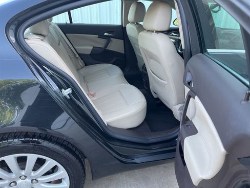 Used 2011 Buick Regal CXL w/ RL5 Preferred Equipment Group FWD image 14