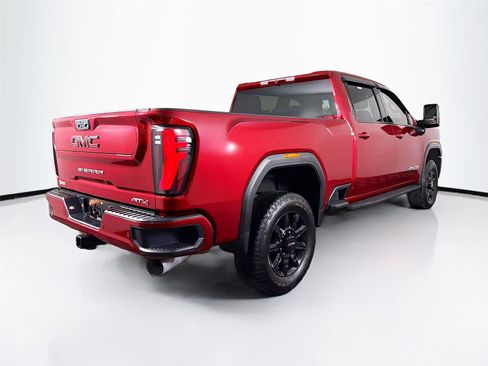 Used 2024 GMC Sierra 2500 AT4 AWD/4WD image 7