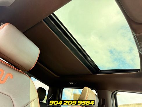 Used 2017 Ford F150 King Ranch w/ Equipment Group 601A Luxury AWD/4WD image 37