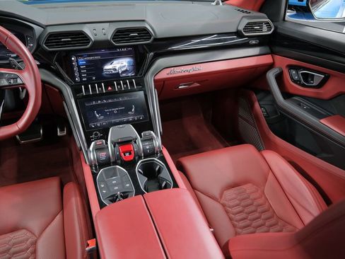 Used 2022 Lamborghini Urus image 59