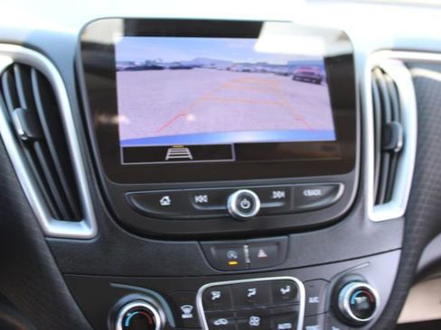 Used 2024 Chevrolet Malibu LT FWD image 27