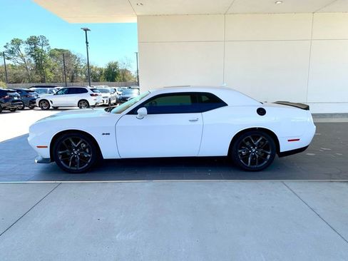 Used 2023 Dodge Challenger R/T w/ Blacktop Package image 8