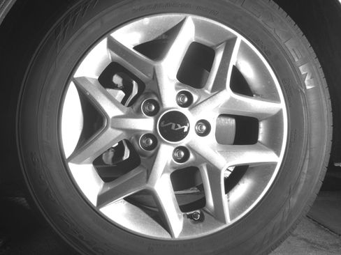 Used 2025 Kia Soul LX w/ LX Technology Package FWD image 12