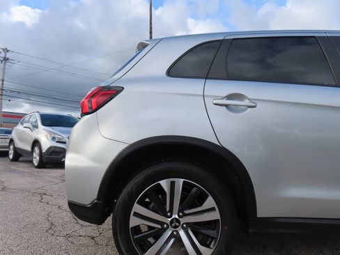 Used 2025 Mitsubishi Outlander Sport AWD image 23