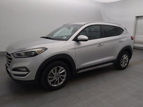 Used 2018 Hyundai Tucson SEL AWD/4WD image 2