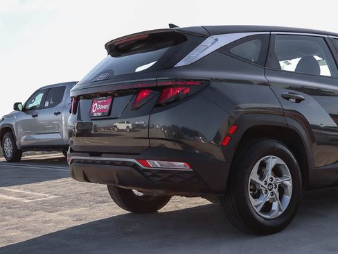 Used 2023 Hyundai Tucson SE AWD/4WD image 9