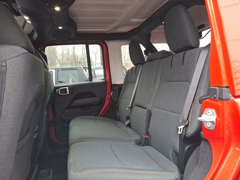 Certified 2025 Jeep Wrangler Backcountry image 10