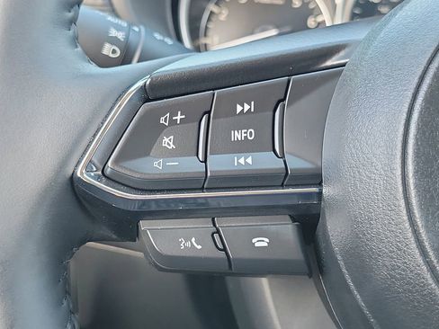 Certified 2025 MAZDA CX-5 AWD 2.5 S w/ Preferred Package image 5