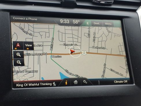 Used 2014 Ford Fusion SE w/ Equipment Group 202A FWD image 8