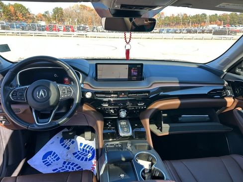 Used 2023 Acura MDX SH-AWD w/ Technology Package image 14