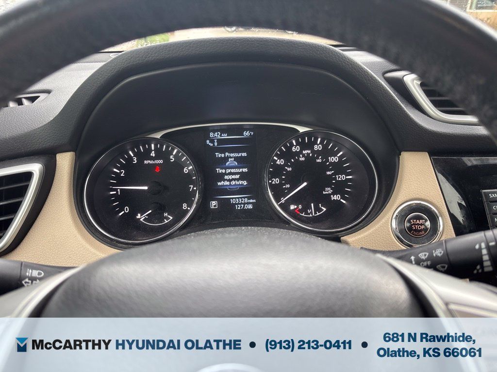 Used 2016 Nissan Rogue SL w/ SL Premium Package AWD/4WD image 3
