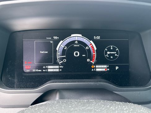 Used 2026 Toyota Tundra Limited AWD/4WD image 34