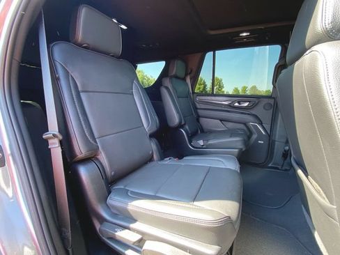 Used 2024 GMC Yukon Denali AWD/4WD image 28