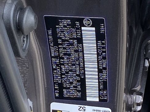 Certified 2024 Toyota Camry SE FWD image 35