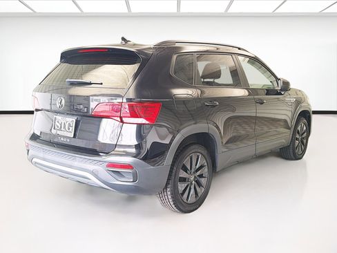 Used 2022 Volkswagen Taos S FWD image 4