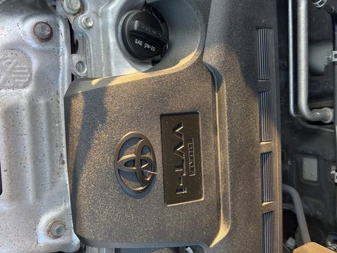 Used 2018 Toyota RAV4 Adventure image 45