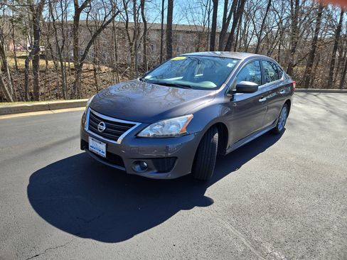 Used 2014 Nissan Sentra SR w/ SR Driver Package image 4