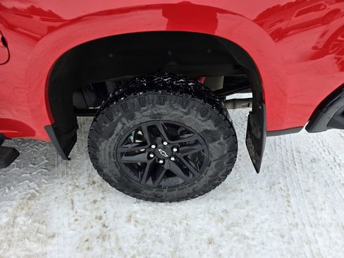 Used 2022 Chevrolet Silverado 1500 LT Trail Boss w/ LT Trail Boss Premium Package image 9