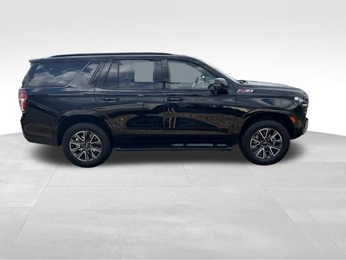 Used 2023 Chevrolet Tahoe Z71 w/ Luxury Package AWD/4WD image 8