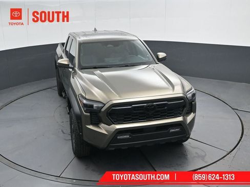 New 2026 Toyota Tacoma TRD Off-Road w/ TRD Off Road Premium Package image 44