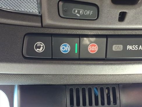 Used 2024 GMC Sierra 1500 Denali w/ Denali Reserve Package image 17