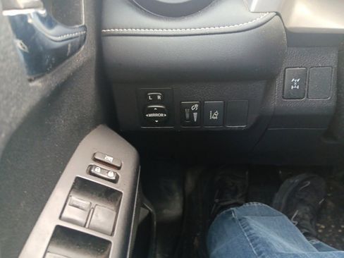 Used 2017 Toyota RAV4 XLE image 20