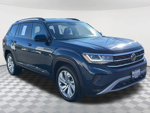 Used 2021 Volkswagen Atlas SE image 3
