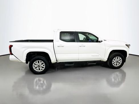 Used 2025 Toyota Tacoma SR5 image 8