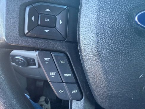 Used 2016 Ford F150 XLT image 19